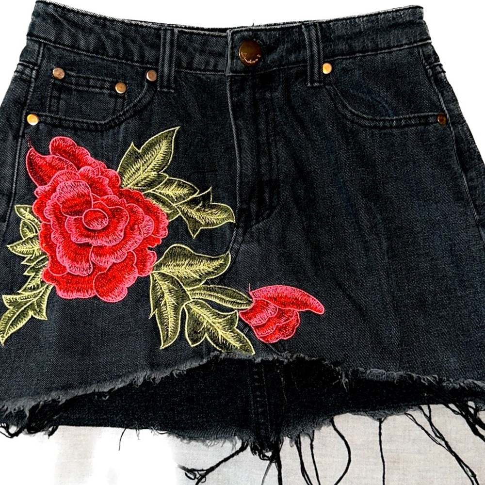 Signature 8 Red Rose Stitched Black Denim Frayed Mini Skirt